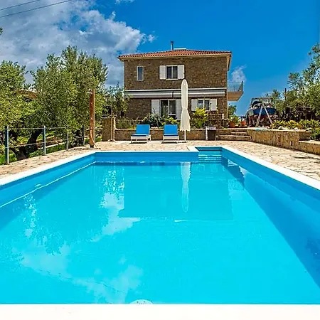 Hakuna Matata Holidays Agalia With Airco & Pool In Greek Olive Grove